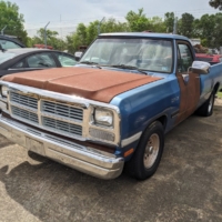 1991 Dodge D150 - $1,000.00
