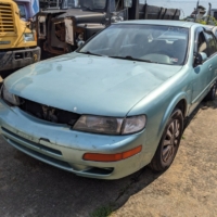 1995 Nissan Maxima Manual 5sp - $950.00