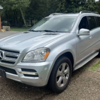 2012 Mercedes-Benz GL450 4matic - $8,500.00
