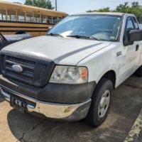 2008 Ford F150 V6 Regular Cab 2WD 5sp Manual - $1,750.00