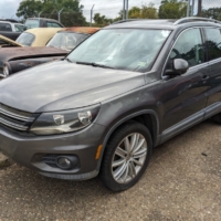 2014 Volkswagen Tiguan 2.0T SE Sport - $1,450.00