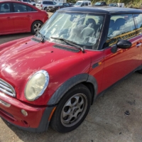2005 Mini Cooper Base - $1,650.00