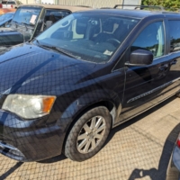 2013 Chrysler Town & Country Touring - $1,350.00