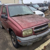 Unicorn 1999 Chevrolet Tracker w/ Hard Top - $2,250.00