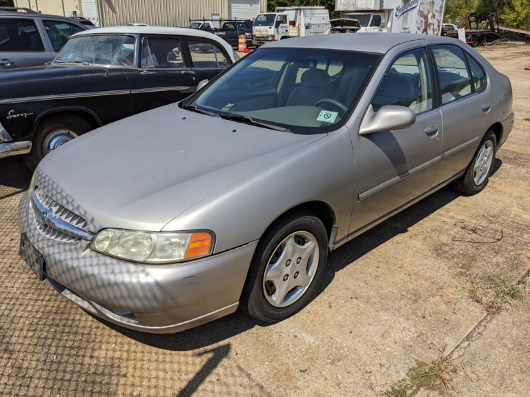 2000 Nissan Altima